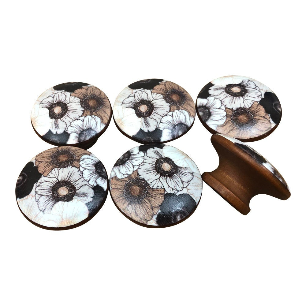 Set of 6 Stella Floral Print Cabinet Knobs