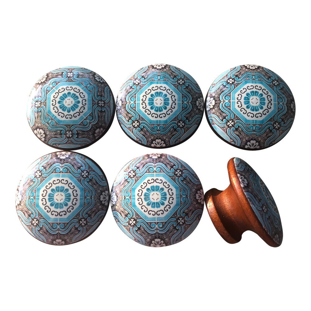 Juego de 6 pomos de armario con estampado de madera y medallón Helton