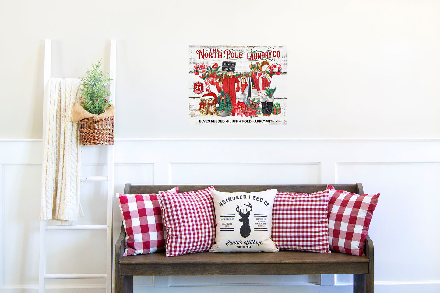 Lienzo decorativo para pared navideño de 20 x 16 North Pole Laundry Co