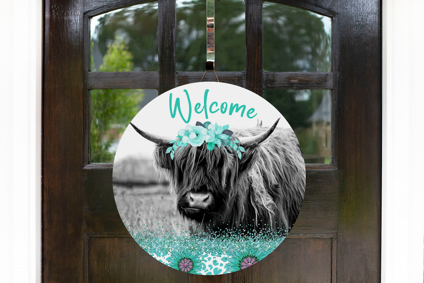 TeaL Highland Cow Welcome - Letrero de madera hecho a mano con estampado redondo para puerta de granja