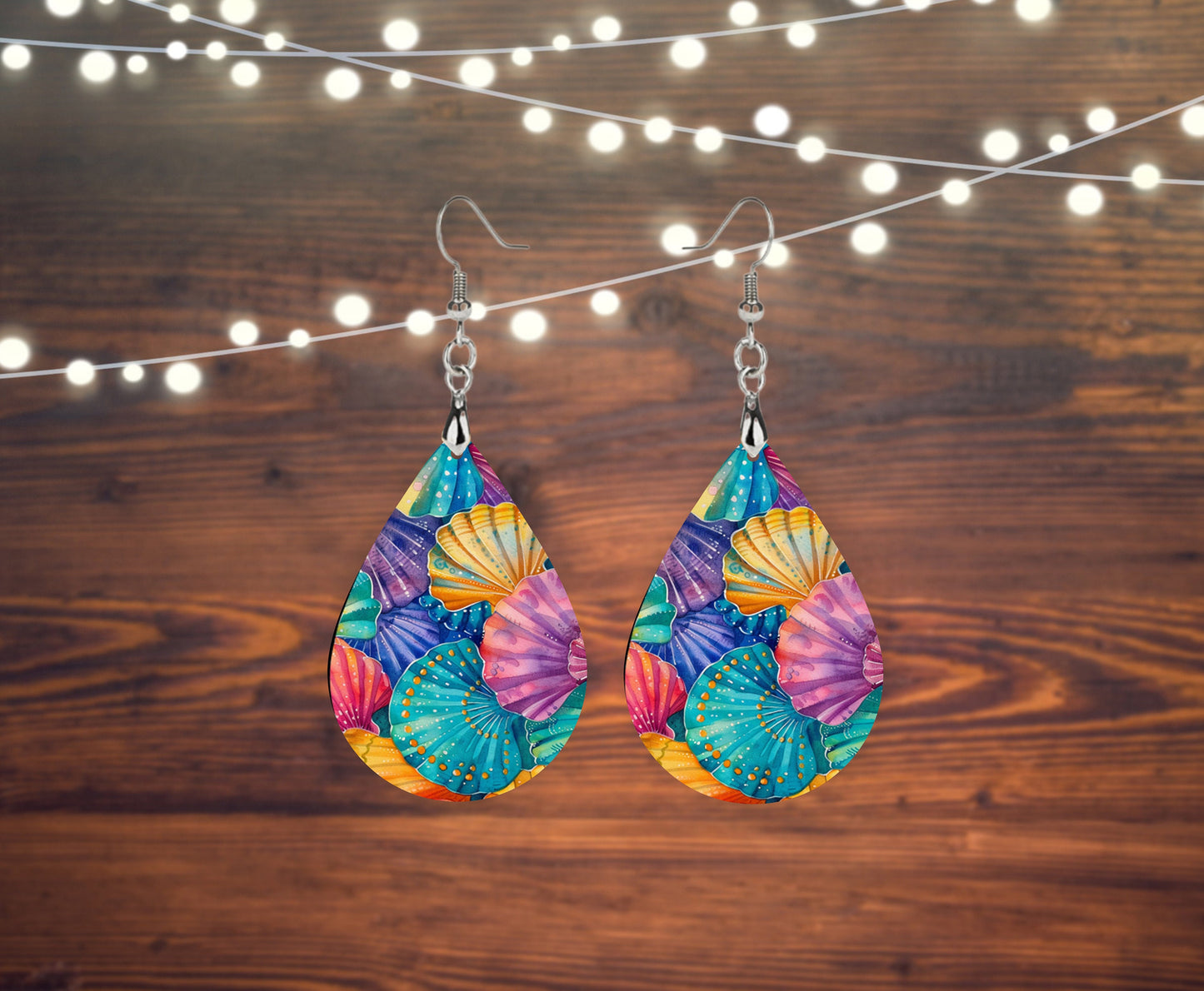 New Release Bright Sea Shells Print Earrings Print Tear Drop Wood Dangle Earrings Hypoallergenic Jewelry