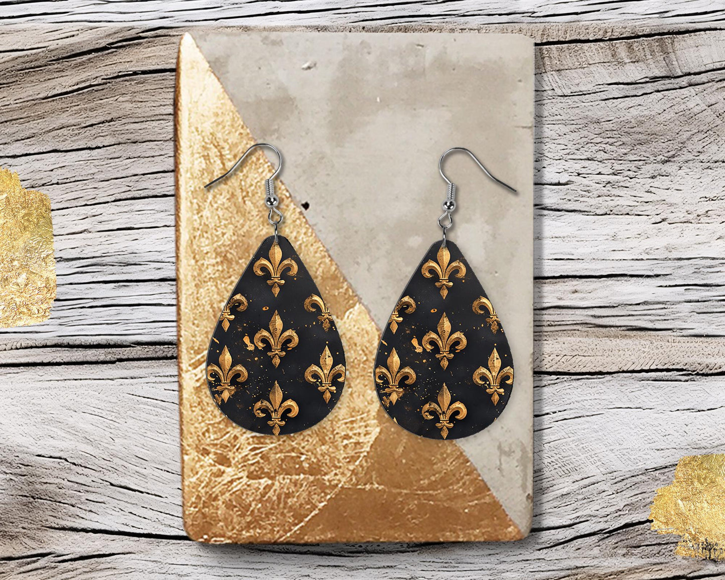 New Release Black and Gold Fleur de Lis Print Earrings Tear Drop Wood Dangle Earrings Hypoallergenic Jewelry