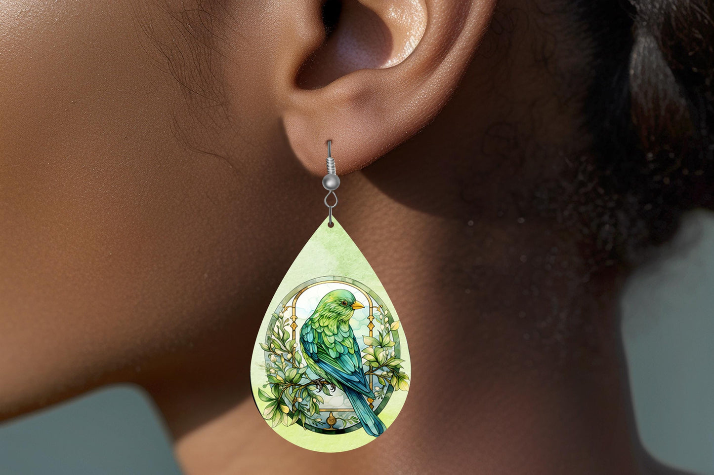 New Release Green Birds Print Earrings Tear Drop Wood Dangle Earrings Hypoallergenic Jewelry