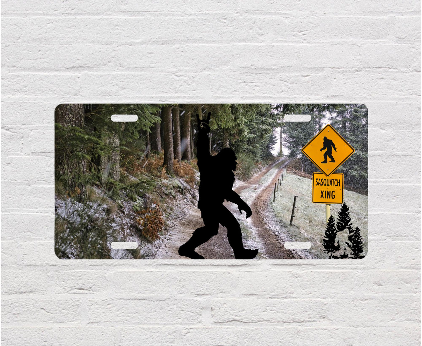 Vanity Front License Plate, Sasquatch Crossing Aluminum Vanity License Plate Car Accessory Decorative Front Plate