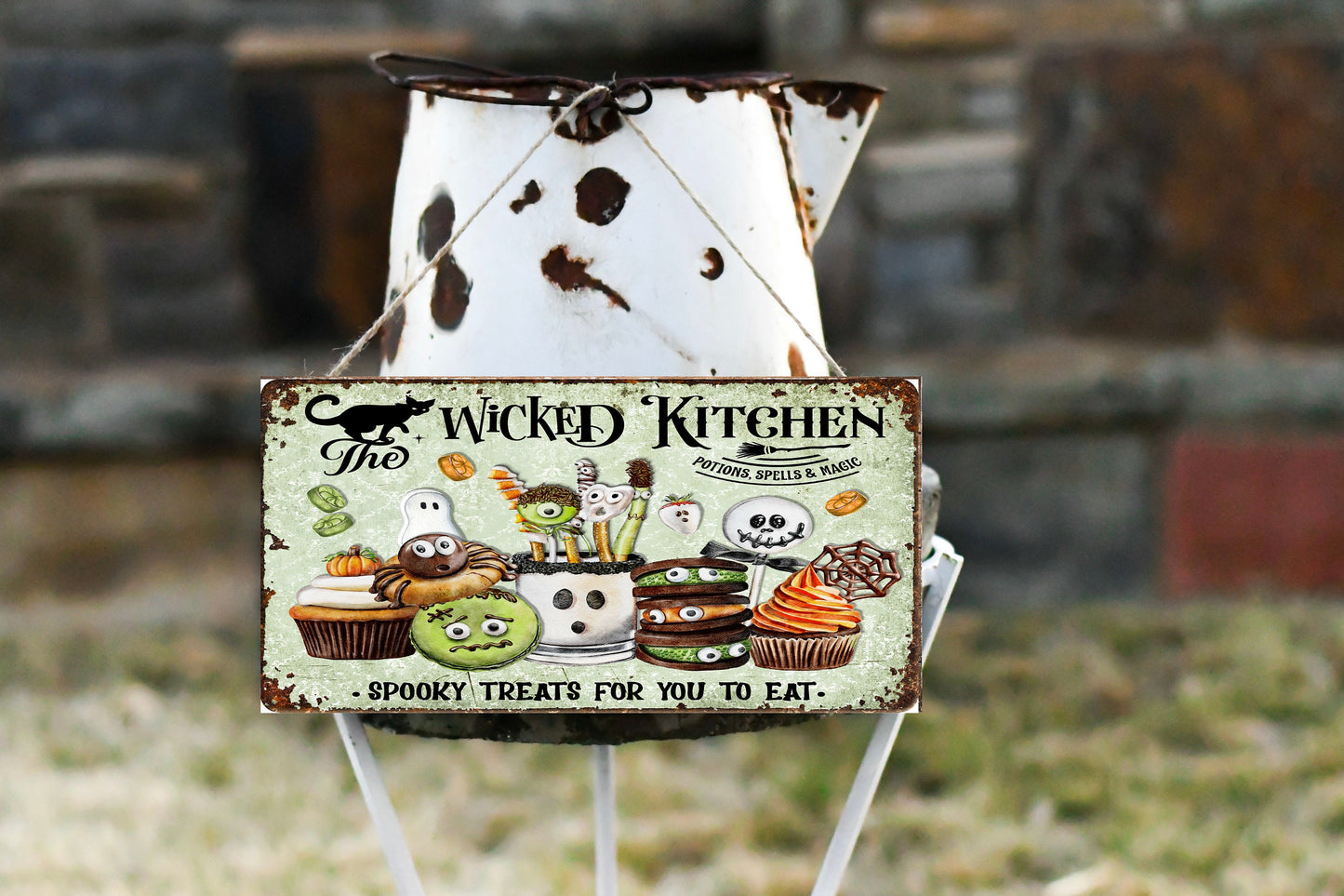 Wicked Kitchen Halloween Twisted R Design Farmhouse Wood Sign, Wood Decorative Wall Signs 5" x 10" Wood Wall Decor Hanging Wall Sign